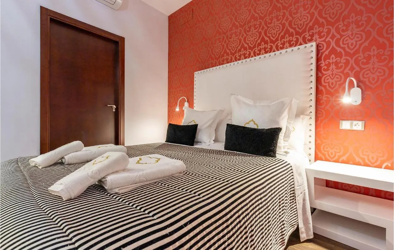 Cozy Apartment In Sevilla With Kitchen 0*, Seville